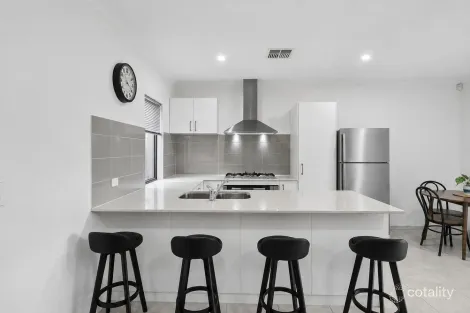 Property photo of 20A Ardrossan Loop Kingsley WA 6026