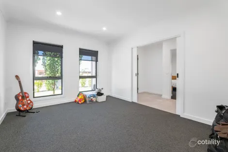 Property photo of 1/16 Joseph Court Red Cliffs VIC 3496