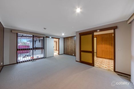 Property photo of 10 Illawarra Crescent Dandenong North VIC 3175