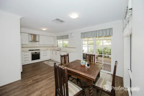 Property photo of 8 Foreshore Vista Yanchep WA 6035