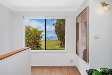 Property photo of 339 Lakedge Avenue Berkeley Vale NSW 2261