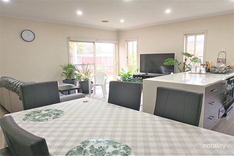 Property photo of 10 Red Robin Road Truganina VIC 3029