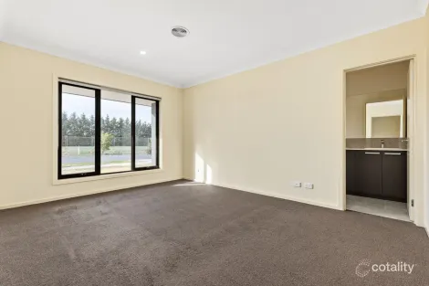 Property photo of 6 Hotchkiss Way Smythes Creek VIC 3351