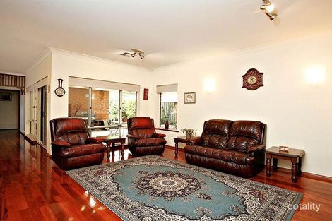 Property photo of 9 Grassmere Place Mawson Lakes SA 5095