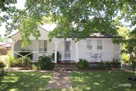 33 Bapaume St, Cootamundra, NSW 2590