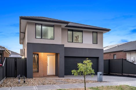 Property photo of 40 Mottlecah Circuit Craigieburn VIC 3064