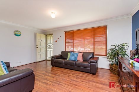 Property photo of 8 Annette Close Woodberry NSW 2322