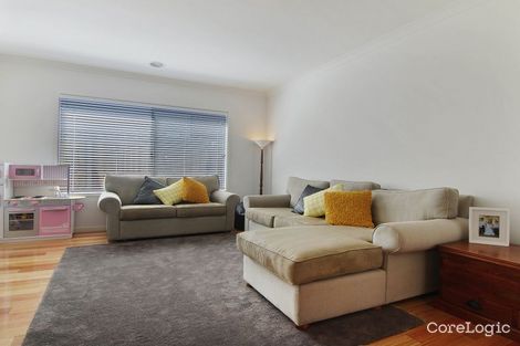 Property photo of 33 Landing Place Point Cook VIC 3030