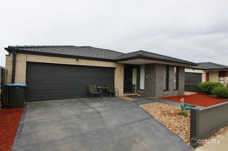 Property photo of 34 Ceratta Crescent Tarneit VIC 3029