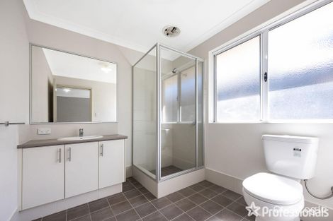 Property photo of 25 Peppies Crescent Byford WA 6122