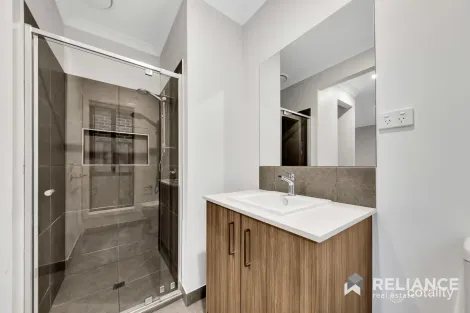 Property photo of 31 Langer Road Deanside VIC 3336