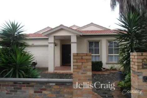 61 Fifth Ave, Altona North, VIC 3025