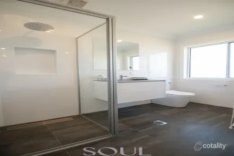 Property photo of 12 Lamari Drive Griffith NSW 2680