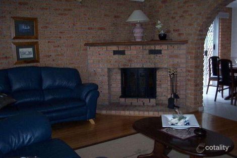 Property photo of 10 Kestrel Close Shellharbour NSW 2529