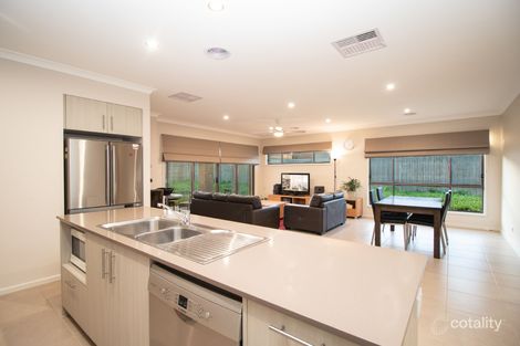 Property photo of 69 Diamond Drive Koo Wee Rup VIC 3981