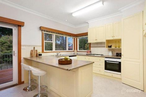Property photo of 8 George Street Mont Albert VIC 3127