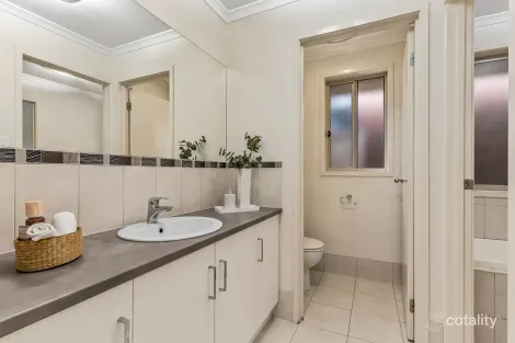 Property photo of 83 Admiralty Circuit Smithfield SA 5114