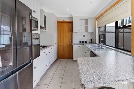 Property photo of 2/27 Marlowe Road Bateau Bay NSW 2261