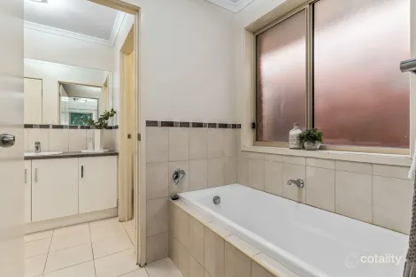 Property photo of 83 Admiralty Circuit Smithfield SA 5114