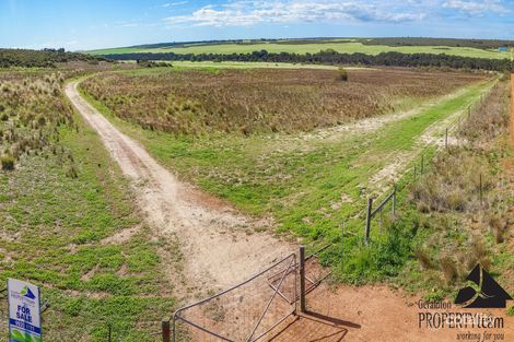 12 Ahern Pl, Nabawa, WA 6532