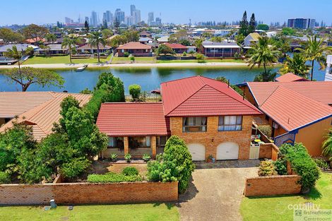 Property photo of 30 Weatherly Avenue Mermaid Waters QLD 4218