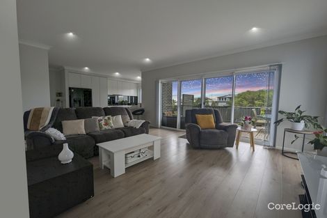 Property photo of 2/57 Darley Street Shellharbour NSW 2529