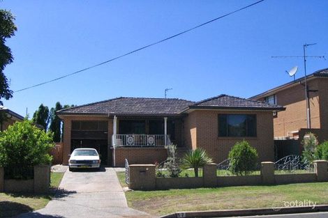 17 Lindesay St, Barrack Heights, NSW 2528