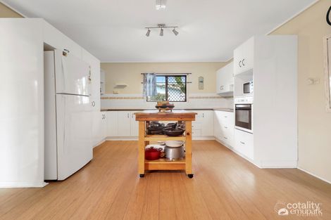 Property photo of 27 Horrie Twiner Street Keppel Sands QLD 4702