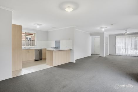 Property photo of 6 McGuire Court Hackham SA 5163