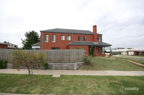 1 The Vineyard, Waurn Ponds, VIC 3216