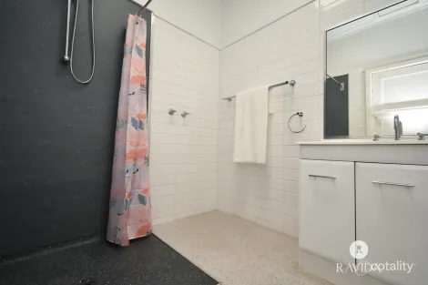 Property photo of 11 Victoria Road Beechworth VIC 3747