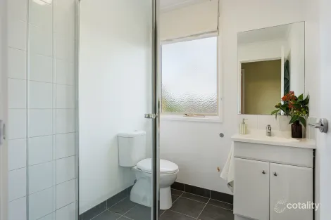 Property photo of 10 Phyllis Crescent McKenzie Hill VIC 3451