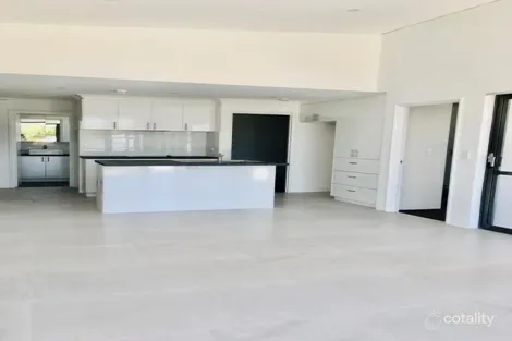 Property photo of 2 Tonbridge Way Thornlie WA 6108