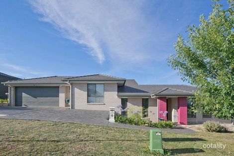 Property photo of 143 Plimsoll Drive Casey ACT 2913