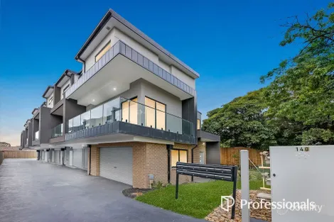 2/140 Thames St, Box Hill North, VIC 3129