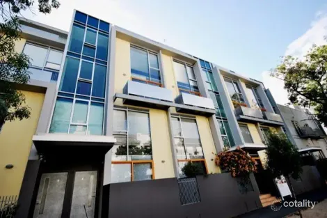 Property photo of 2/38 Fitzroy Street St Kilda VIC 3182