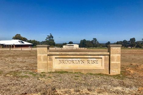 2 Brookside Gra, Waroona, WA 6215