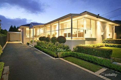 17 Soderlund Dr, Doncaster, VIC 3108