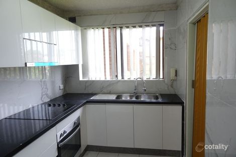 2/100 Broomfield St, Cabramatta, NSW 2166