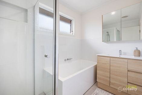 Property photo of 7 Lester Crescent Torquay QLD 4655