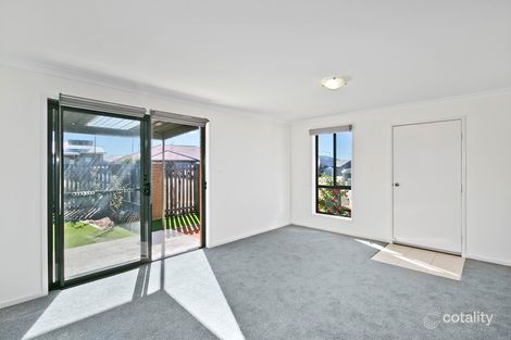 Property photo of 11 Daramoolen Street Ngunnawal ACT 2913
