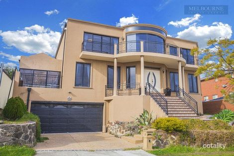 3 Stillwell Cres, Roxburgh Park, VIC 3064