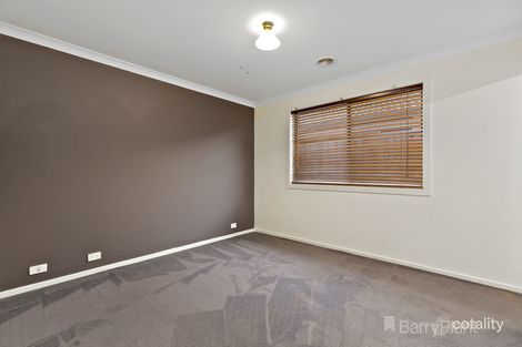 Property photo of 27 Devine Drive Pakenham VIC 3810