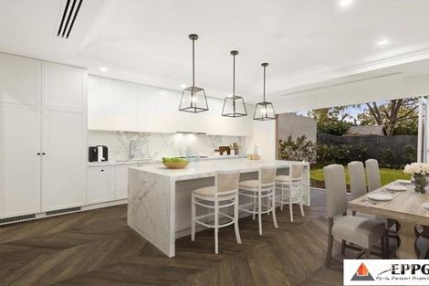 Property photo of 2 Grandview Terrace Kew VIC 3101