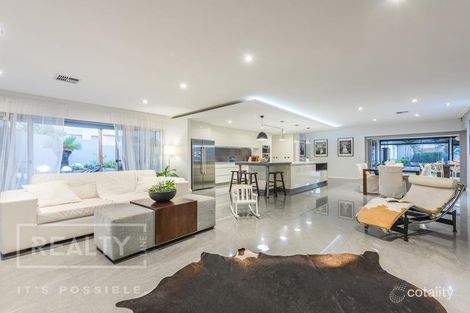 Property photo of 14 Flora Terrace Watermans Bay WA 6020