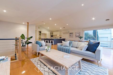 2/14 Wilsons Rd, Mornington, VIC 3931