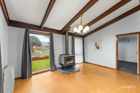 Property photo of 1 Cunningham Drive Mill Park VIC 3082