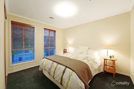 Property photo of 12 Stonnington Court Lysterfield VIC 3156