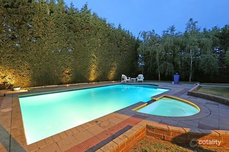 Property photo of 12 Stonnington Court Lysterfield VIC 3156