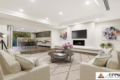 Property photo of 2 Grandview Terrace Kew VIC 3101